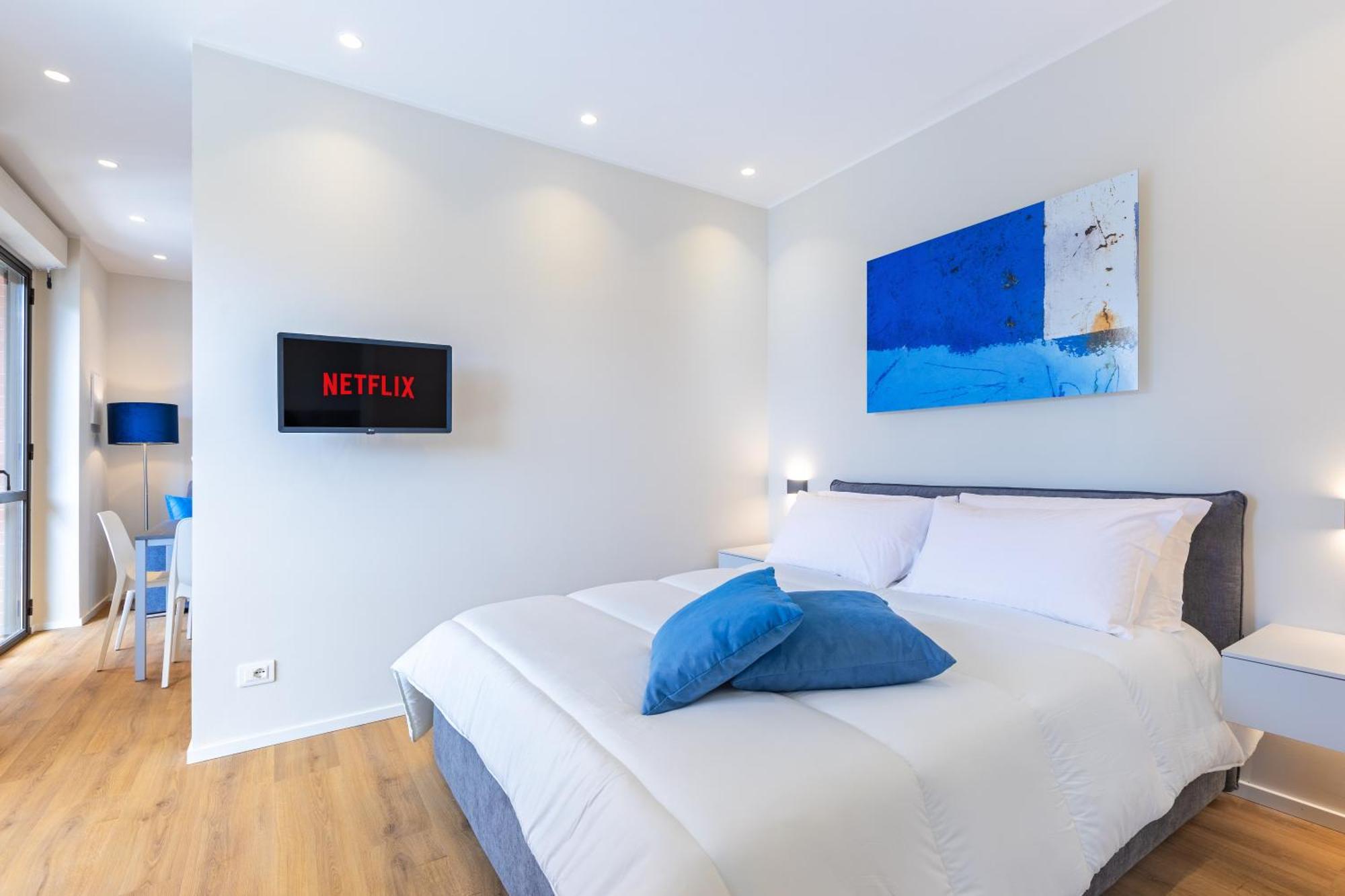 C8 Apartments Асти Экстерьер фото