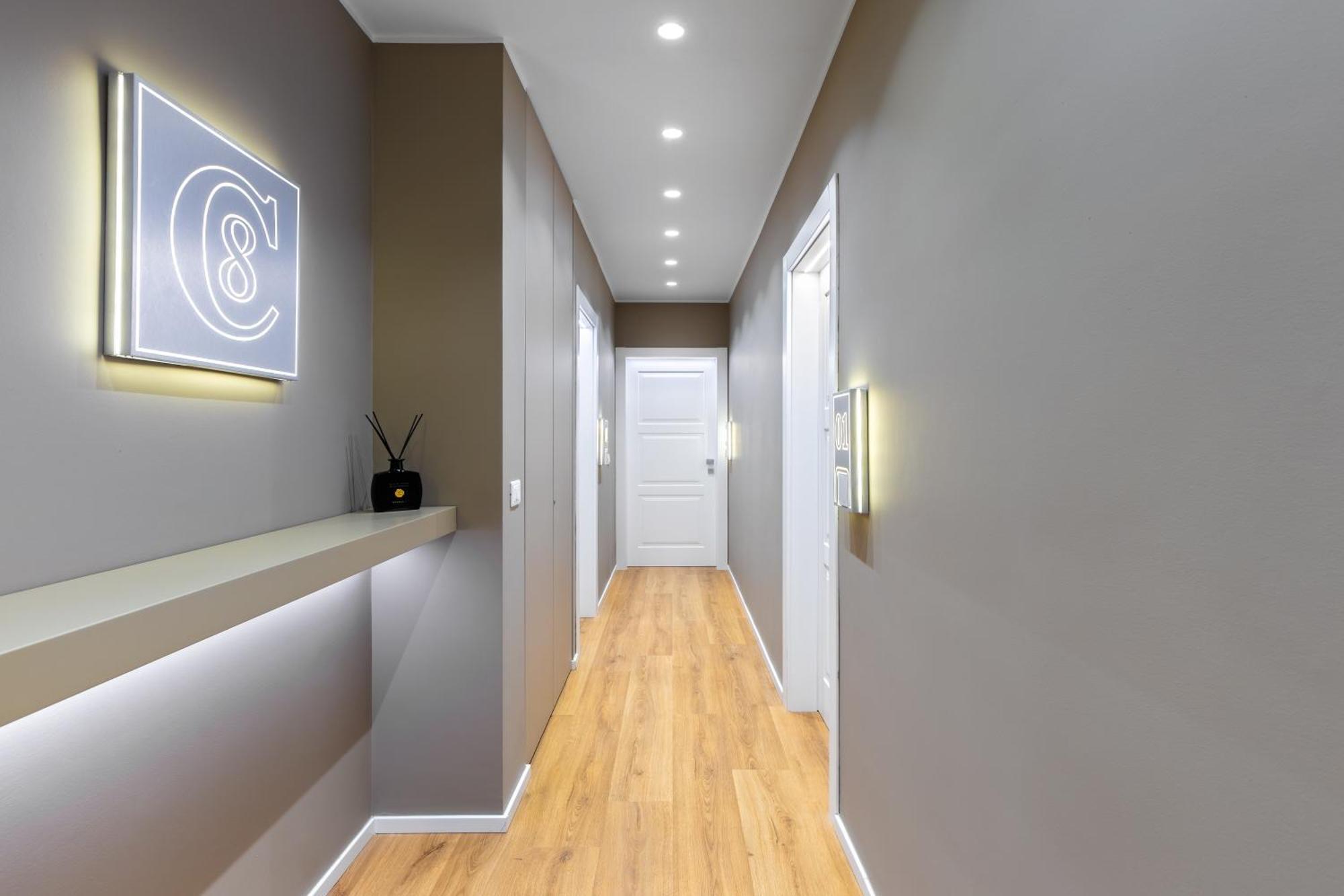 C8 Apartments Асти Экстерьер фото