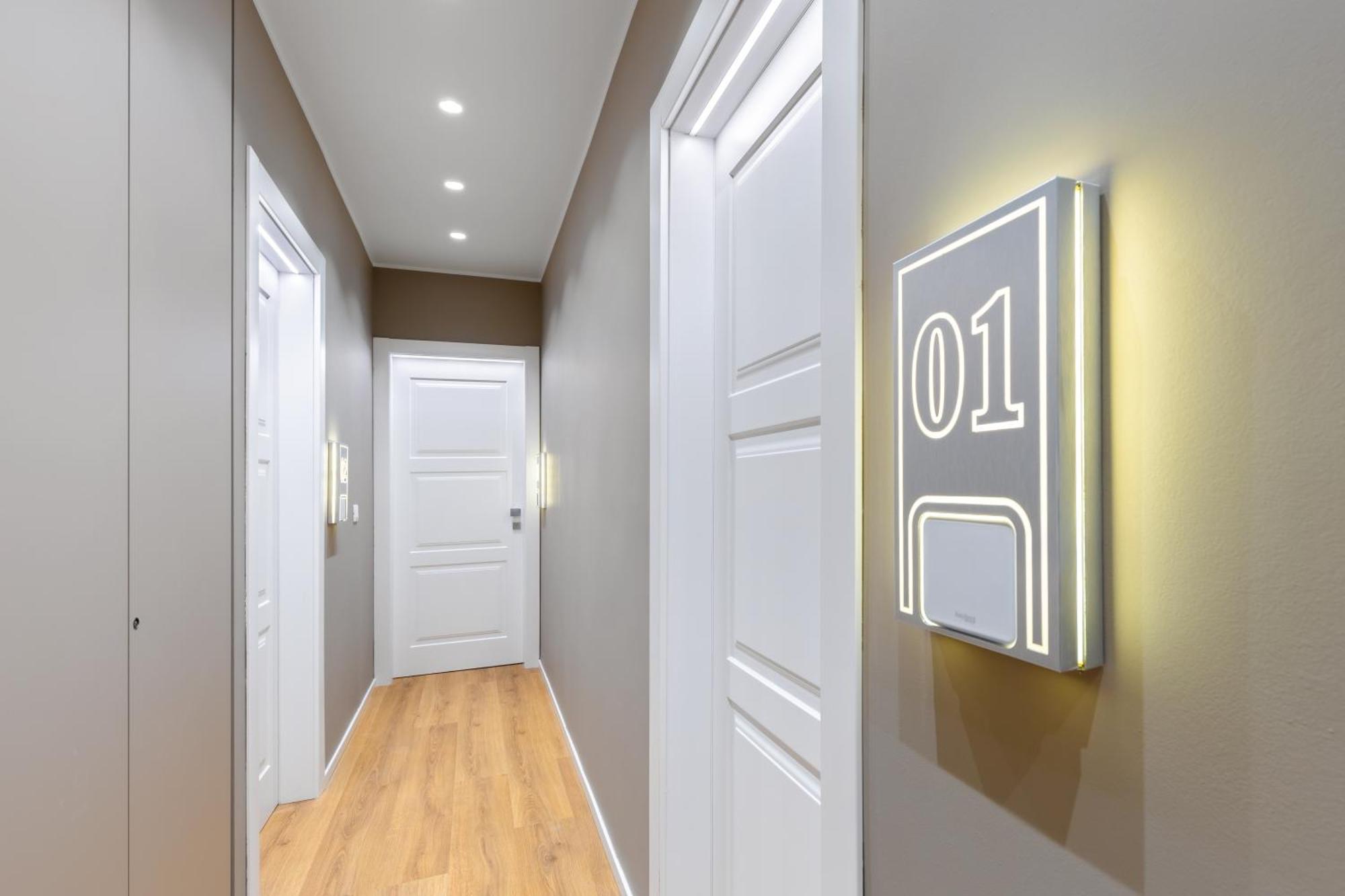 C8 Apartments Асти Экстерьер фото