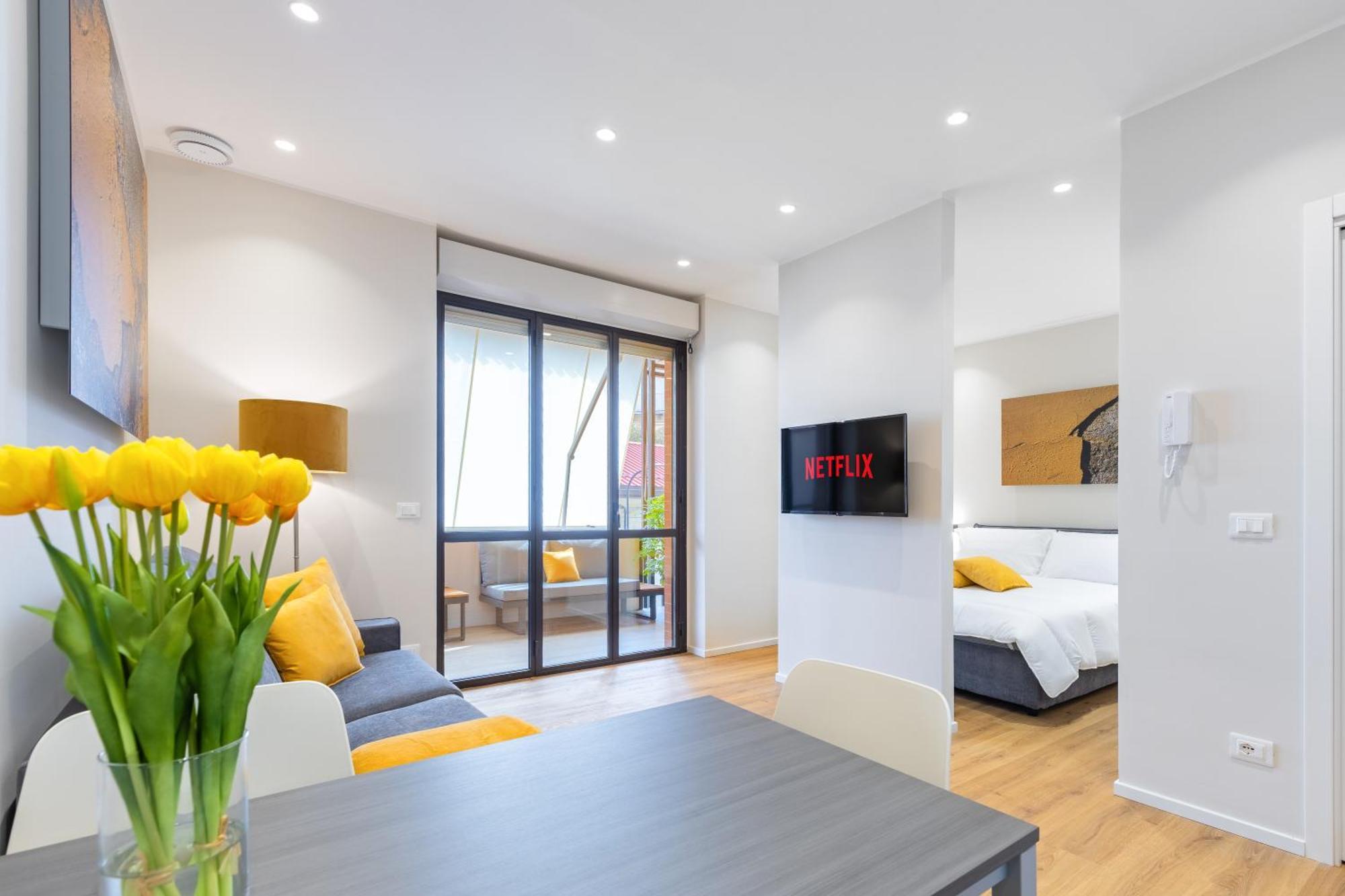 C8 Apartments Асти Экстерьер фото