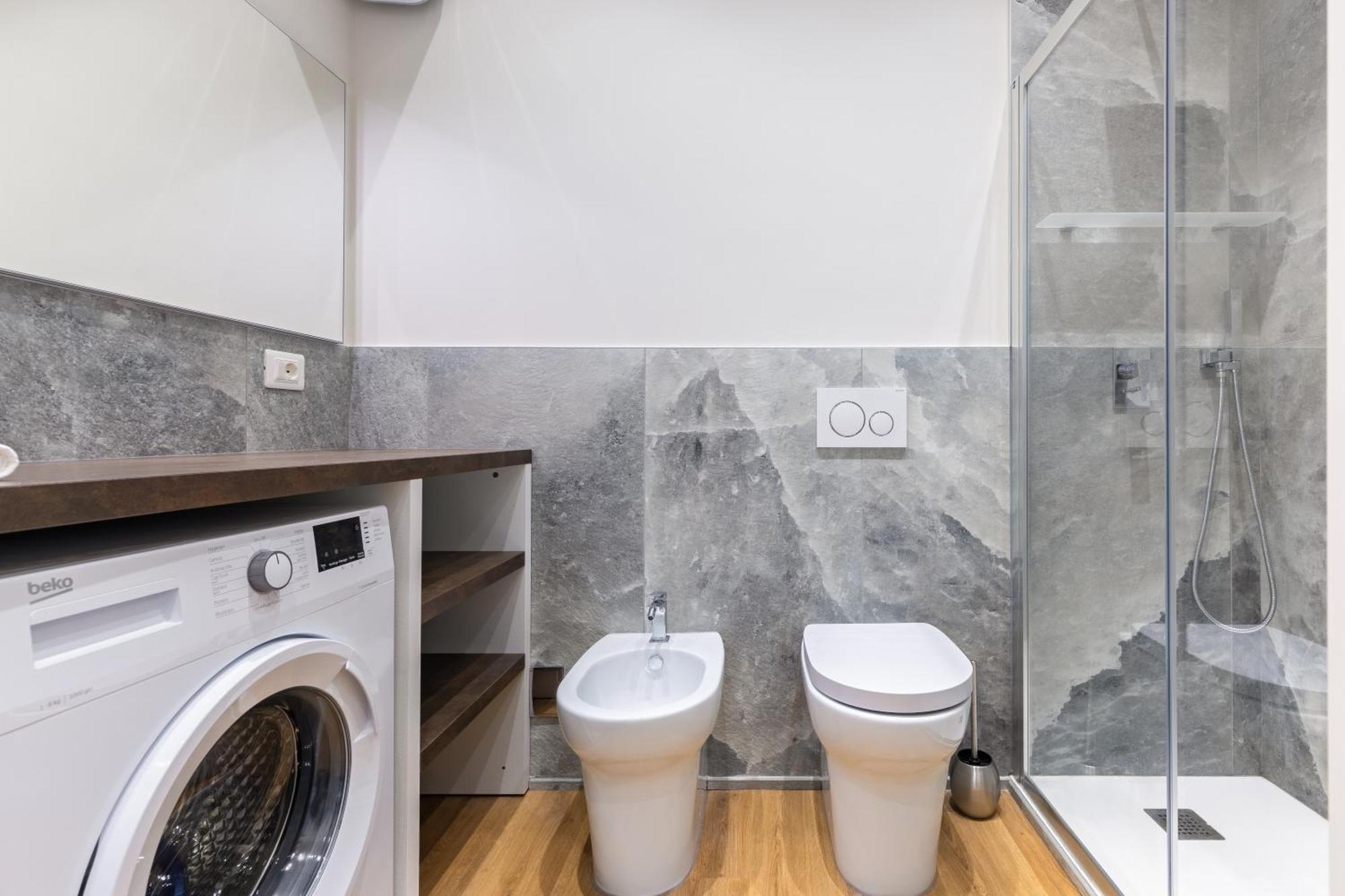 C8 Apartments Асти Экстерьер фото